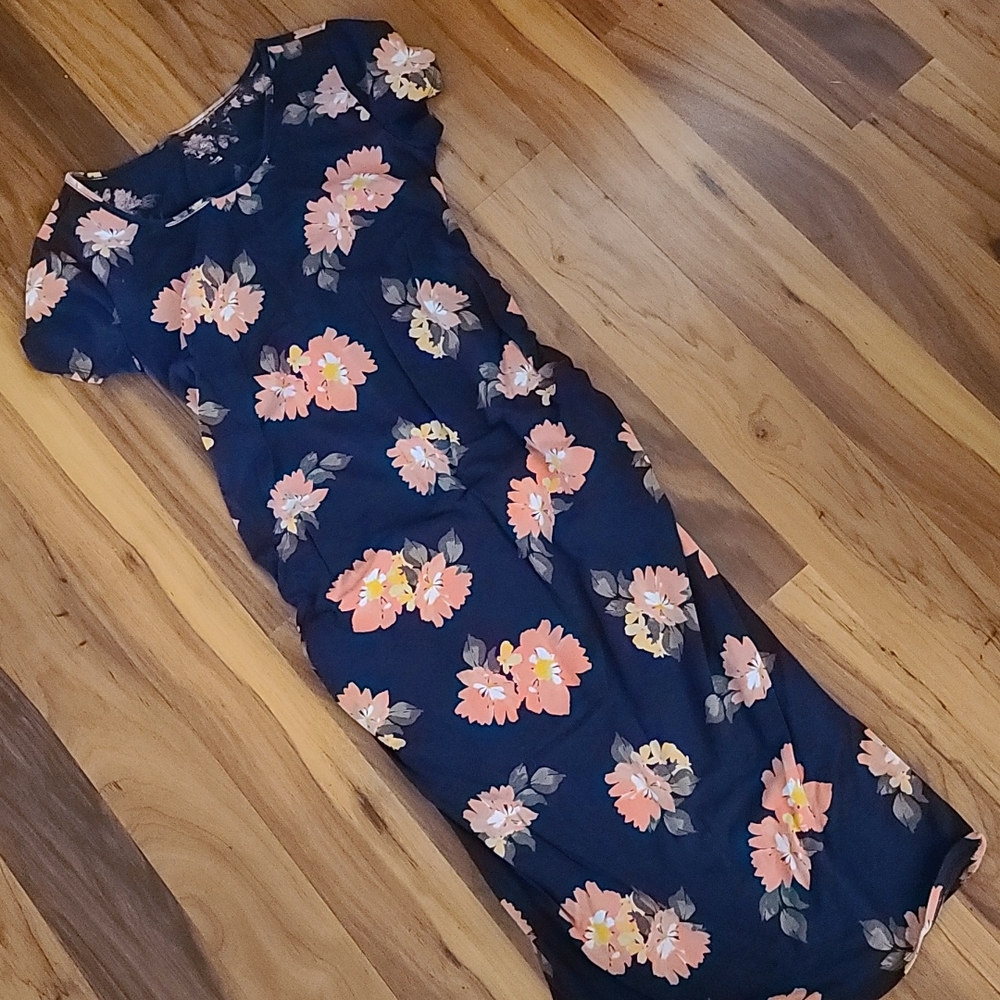 Maternity dress floral
